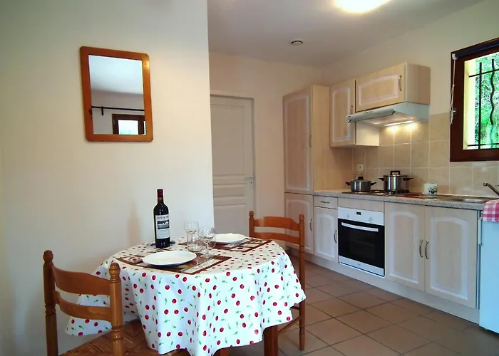 シャレー Quiet Dordogne Escape